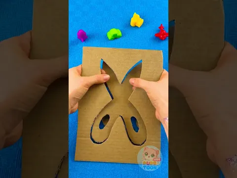 🚪 Uh-oh! Mom's Stuck? Time to Make Giant Scissors! ✂️ #Crafting #ForKids