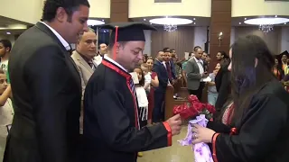 ترنيمة علي صوتك بالتسبيح المرنم مينا ناصف حفل تخرج طلبة كلية اللاهوت الرسولية      دندنها