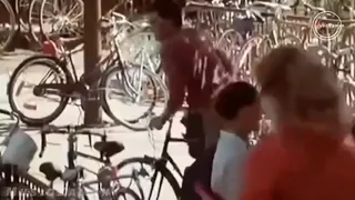 كان مالي ماكنت في حالي دندنها