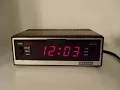 Lagu Vintage Spartus Comet II Digital Alarm Clock Faux Wood Grain Iconic Alarm Sound!