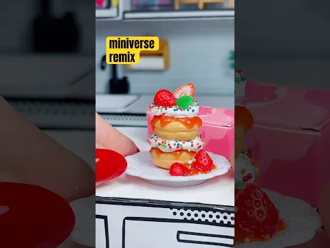Mini DONUTS 🍩 #miniverse #makeitmini #miniature #shorts