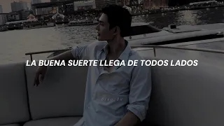 Stacks From All Sides 揽佬 SKAI ISYOURGOD Trad Español 