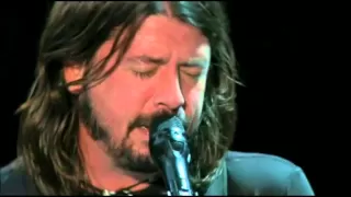 Download Foo Fighters - Let It Die (Live At Veterans Park, Milwaukee 2008) MP3