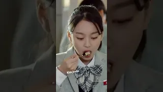 مسلسل كوري مدرسي تنمرت عليها لكن لم تقدر 