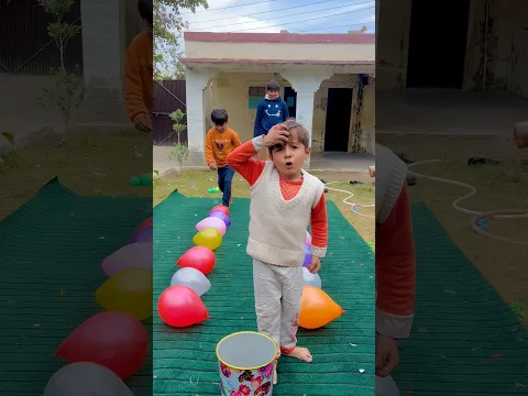 Who Can Burst the Balloon FIRST? Jump Challenge!”#shorts #funny #battle #ballons #ytshorts