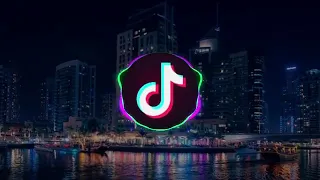 مهرجان بت بابلي سايحه جت في حلمي قولت اروح لبيتها اشوف ابوها احمد عبده 