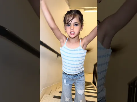 لما بنتك تكون لاعبة جمباز محترفة 💪 #twins