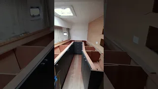 Building a workshop on our BOAT💰