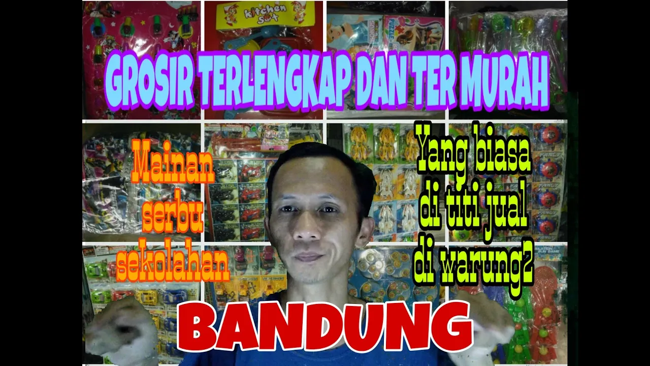 Toko mainan di Bandung Jawa Barat. 