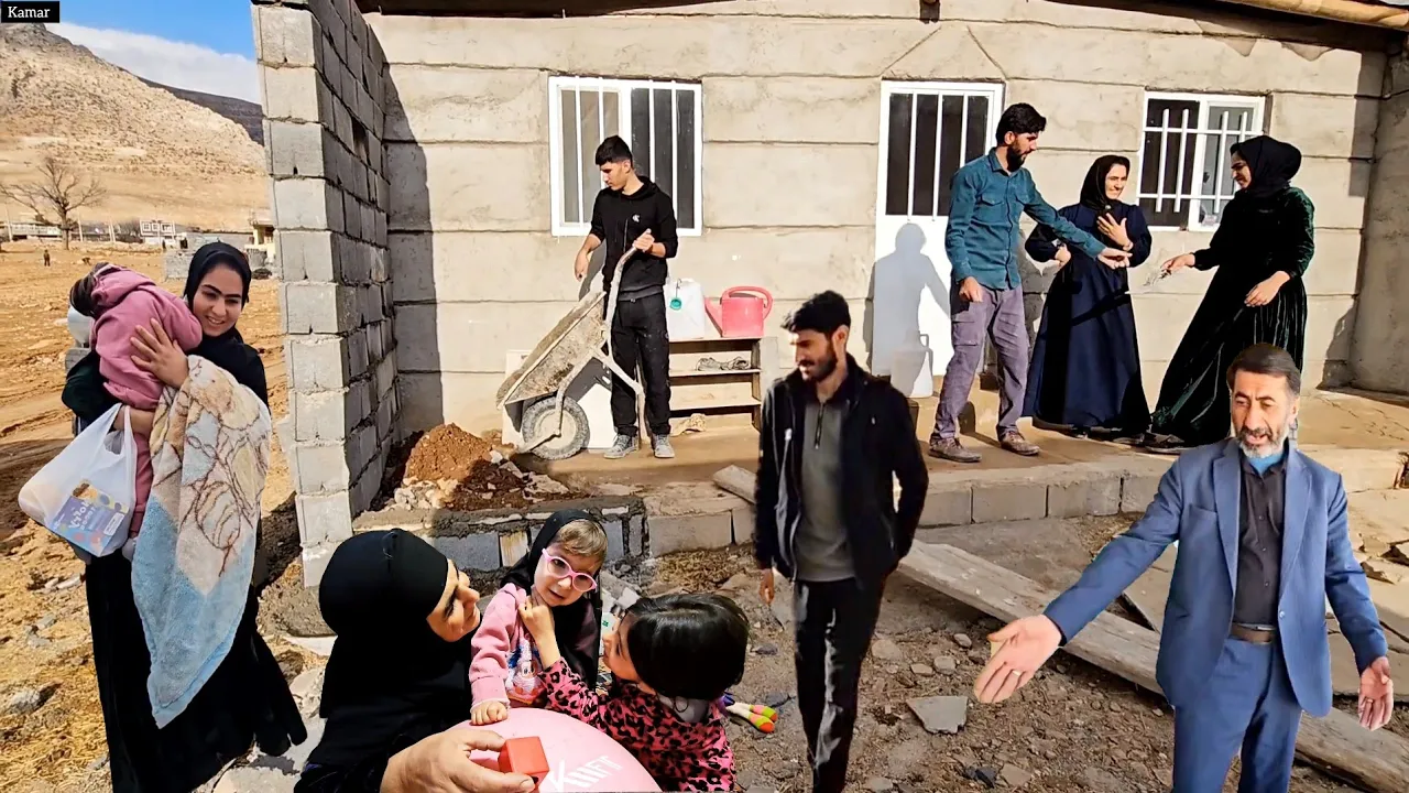 The charm of nomadic life: interesting events and collaboration in building a dream home with love