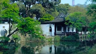 The interaction between the Chinese Garden and the Western Garden