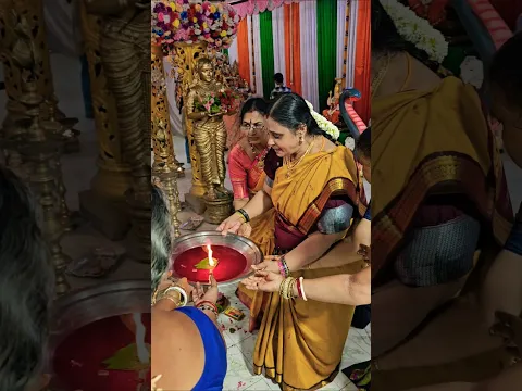அம்மா Visits Madras Kali Bari and gets chance to do final Aarthi for Golu.