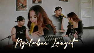dini kurnia feat mufly key ngelabur langit official music video 