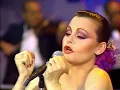 Rocío Dúrcal - La gata bajo la lluvia