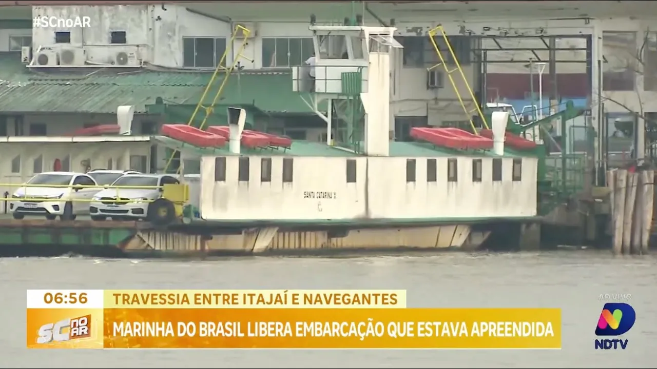 Marinha do Brasil libera embarcação após irregularidades em ferry boat entre Itajaí e Navegantes