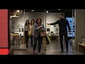 Download Lagu Humble woman kicked out of shop… without knowing she's the wife of the holding company's CEO