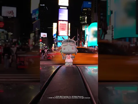 Exclusive POP! Statue of Liberty in New York Knicks gear!