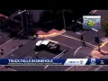 Lagu Sinkhole closes downtown Albuquerque intersection