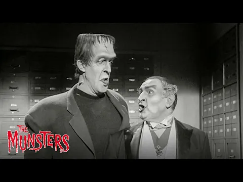 Download MP3 Breaking into a Bank | Compilation | The Munsters