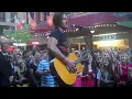 Keith Urban - Long Hot Summer (live at Sydney's Pitt St Mall, 15/12/2010)