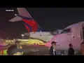 Download Lagu 2 Delta planes collide at LaGuardia Airport