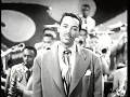 Lagu Billy Eckstine: I Want To Talk About You