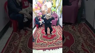 اخر لقطه ف فيديو أن شاء الله ع المليون قريبا اكسبلور                                              دندنها