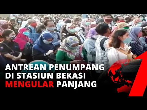 Antrean Penumpang Masih Terjadi di Stasiun Bekasi, Mengular hingga ke Area Parkir | Economy tvOne