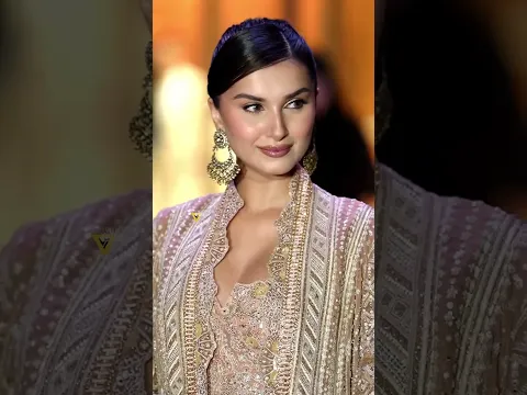 No less than a Queen ✨️❤️ Tara Sutaria #shorts #ytshorts