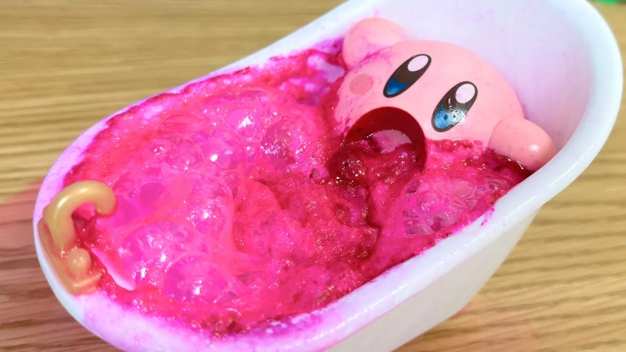 Kirby stopmotion anime!「Present Kirby with a bath ball.」カービィにまったりバスボールをプレゼント!!