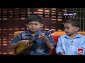 Download Lagu Bocah VIRAL nangis nyanyi lagu dia ( Anji ) di HITAM PUTIH penonton terharu