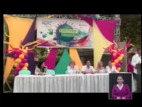 Interagua realiza gran pintada El Reciclaje Creativo