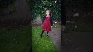 والبنت حصة بيا  والبنت حصة بيا