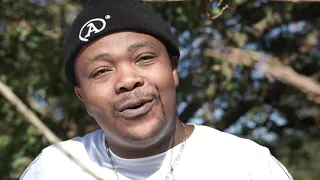 qhoshangokwenzakwakhe ft khuzani uyadlala mbhemu