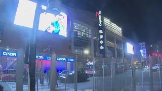 Trump's inauguration moves indoors
