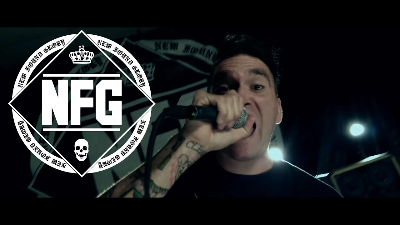 New Found Glory - Selfless (Official Music Video) New Found Glory - Selfless (Official Music Video)