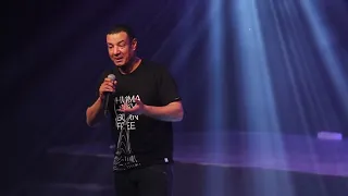 هشام الجخ الطناش انك تعشقيه جدا وهو بغشمه ما بيدراش انك تكتبيله يوماتى حبيتك ومبيقراش 