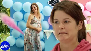Elle a honte d'elle à cause de ça | Juste Pour Rire Les Gags
