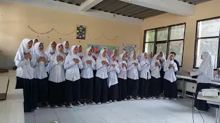 Download Lagu jasamu guru paduan suara smpn 21 kota bandung MP3