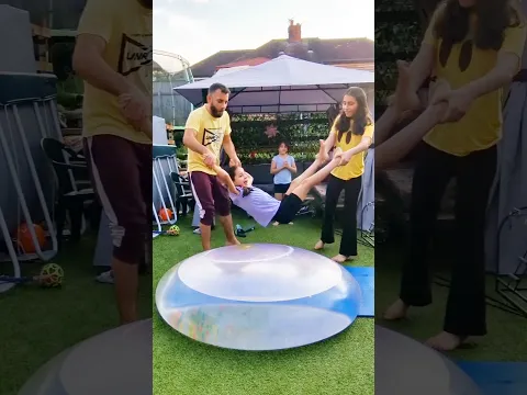 بالون الماء العملاق 😲🎈✅️😆عائلة ليان