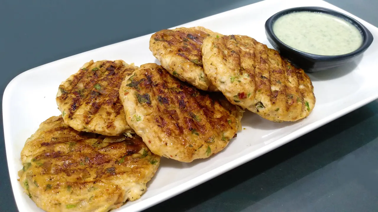 Chicken burger patties in sign language. 