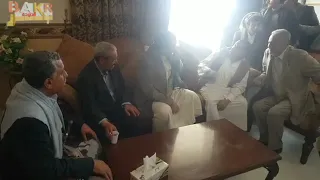الزعيم علي عبدلله صالح والرئيس صالح الصماد في زيارتهم للشيخ البرلماني زيد محمدابوعلي رحمةالله تغشاهم 