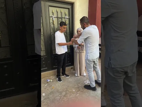 جينا نتذاكى على صاحب الدكان بس طلع اذكى مننا 🤣🤣