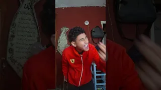 شو رايجات لي ولقيت منها كتير رنات بتقول لي انا عايزاك وعمري ما نسيتك ازاي عايزاني ارجع للماضي 