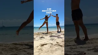 The breakin workout’s the hardest 🥵💪🏼 #beachworkout #sailors #fitnessinspiration #offgrid #remote