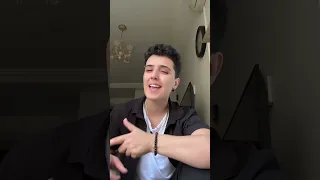 ما بعيش من دونه 