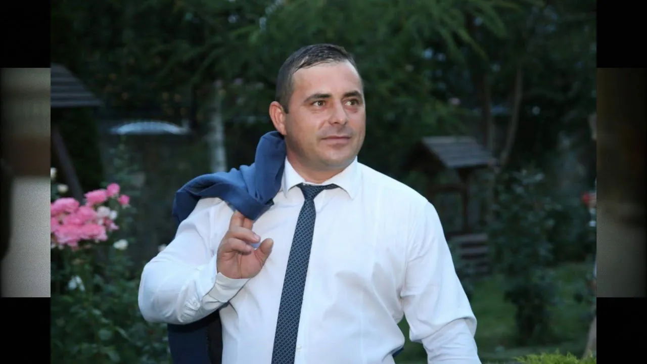 SORINEL DE LA PLOPENI - BANILOR PUTEREA VOASTRA (MELODIA ROMANIILOR DIN STRAINATATE)