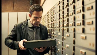 بيستخدم التنويم المغناطيسى عشان يعرف مكان بنته لكنه بيكتشف انها ملخص فيلم Hypnotic 2023 