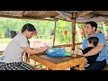 Download Lagu Hoi told Thu the truth that her mother had told him. Thu was heartbroken when her mother left.