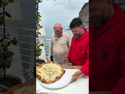 La mia pizza iconica, La provola e pepe va in costiera 🍋. Cosa ne pensi?